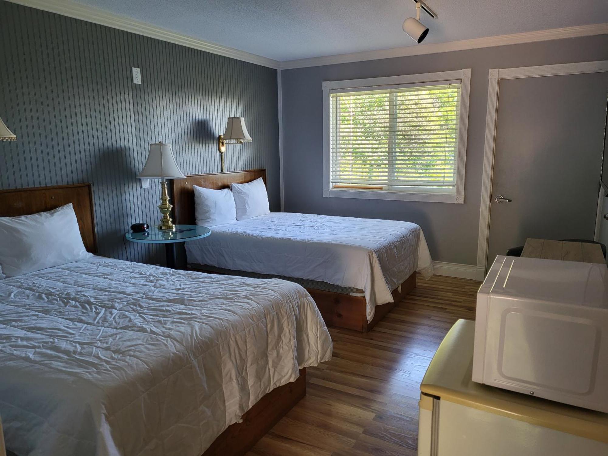 Chequamegon Lake Superior Lodge Bayfield Ngoại thất bức ảnh