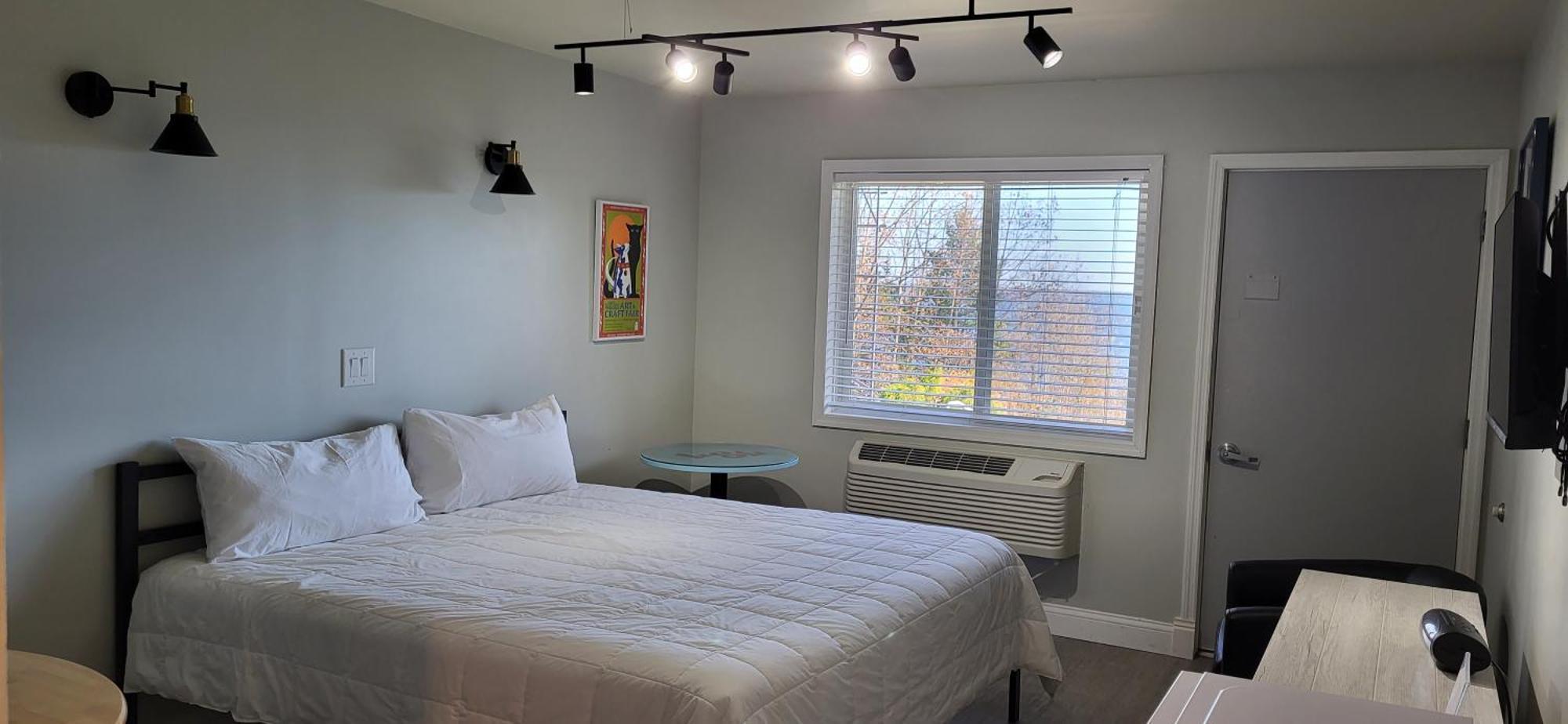 Chequamegon Lake Superior Lodge Bayfield Ngoại thất bức ảnh